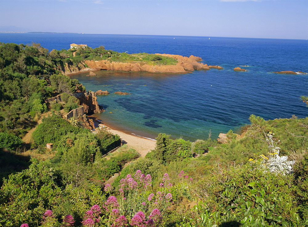 Esterel Corniche near St. Raphael, Cote d'Azur, Mediterranean coast, Provence, France, Europe