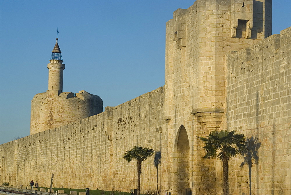 Walls dating from 13th century, Aigues-Mortes, Languedoc, France, Europe