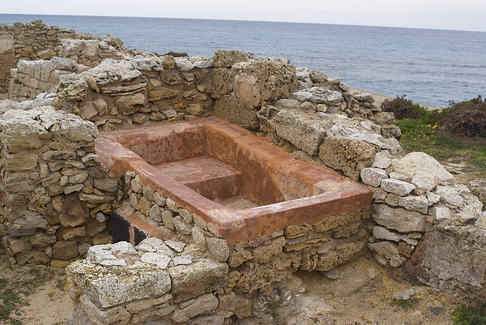 Private bath found at Kerkouane, the only pure Punic site ever found, UNESCO World Heritage Site, Tunisia, North Africa, Africa