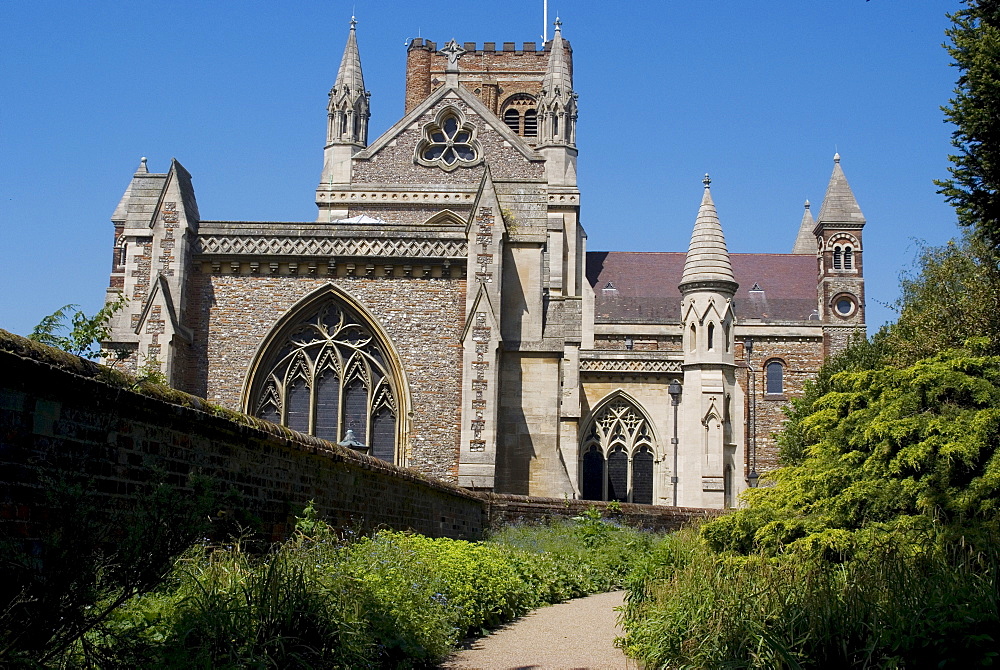 St. Albans Cathedral, a Christian site for over 900 years, the foundations of the current building date from 1077, St. Albans, Hertfordshire, England, United Kingdom, Europe