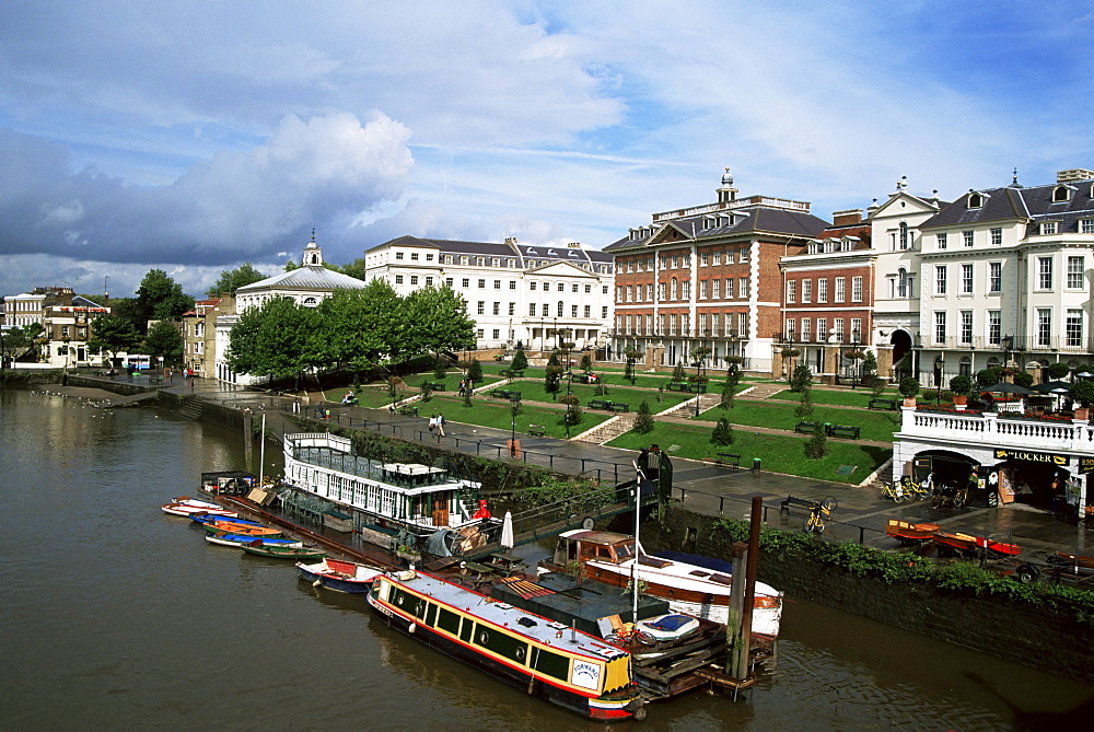 River Thames near Richmond Bridge, Richmond, England, Surrey, United Kingdom, Europe