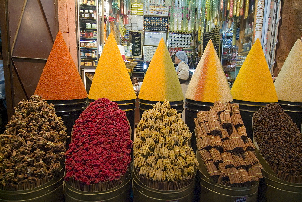 Spice market, Mellah, Marrakech, Morocco, North Africa, Africa