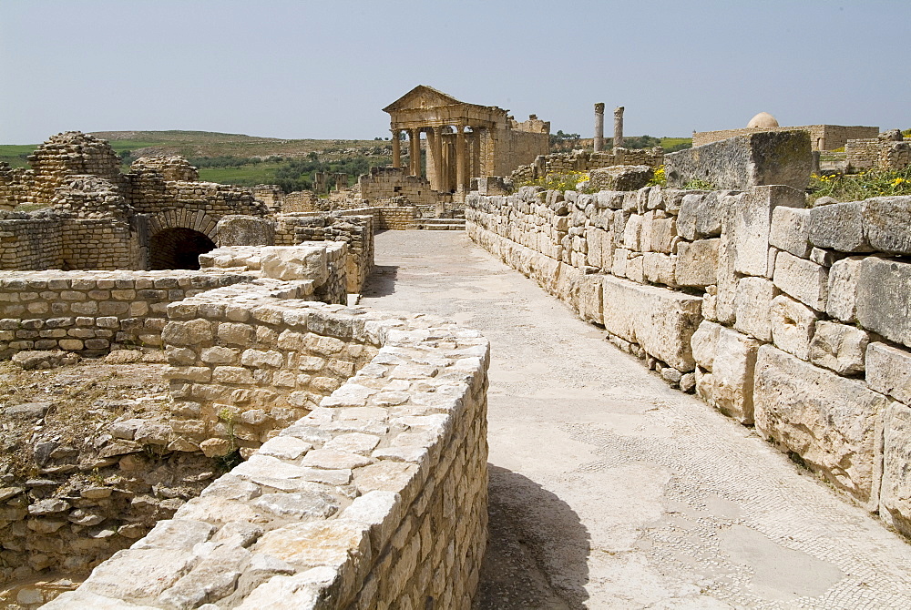 Ancient Roman city of Thugga (Dougga), UNESCO World Heritage Site, Tunisia, North Africa, Africa