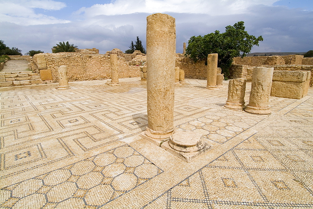 Ancient Roman city of Sufetula, Sbeitla, Tunisia, North Africa, Africa