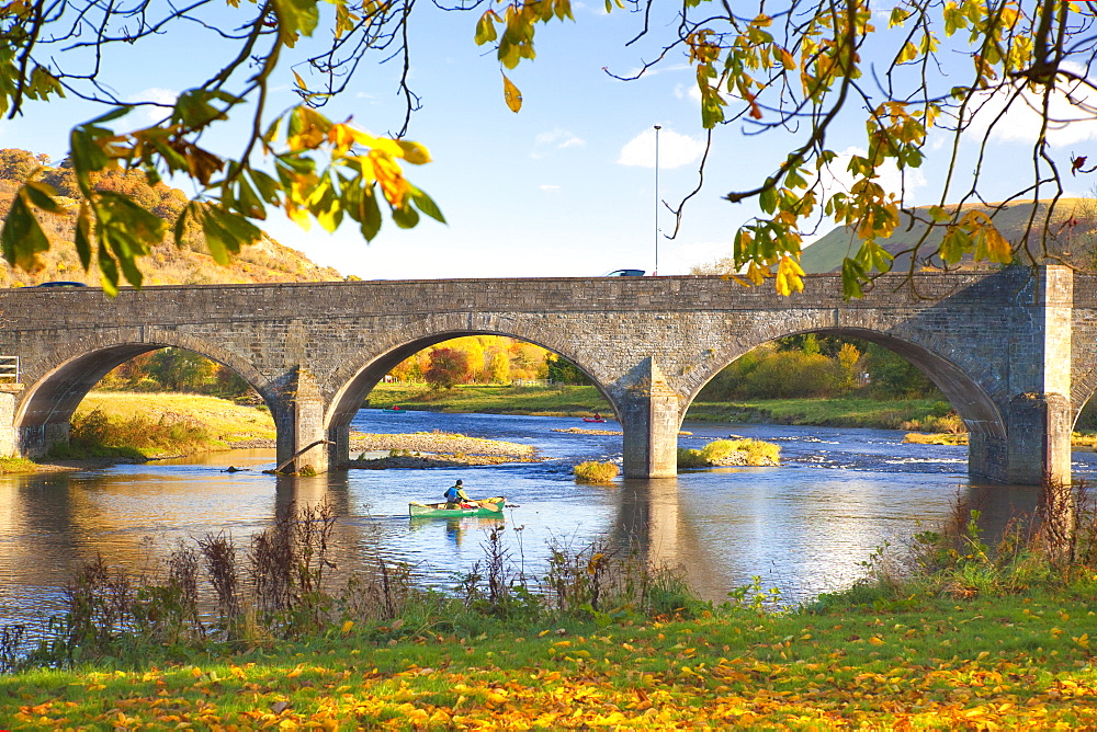 River Wye and Bridge, Builth Wells, Powys, Wales, United Kingdom, Europe