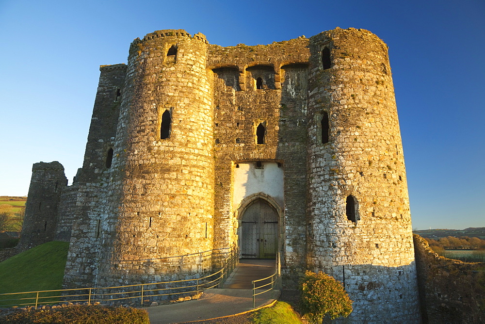 Kidwelly Castle, Carmarthenshire, Wales, United Kingdom, Europe 