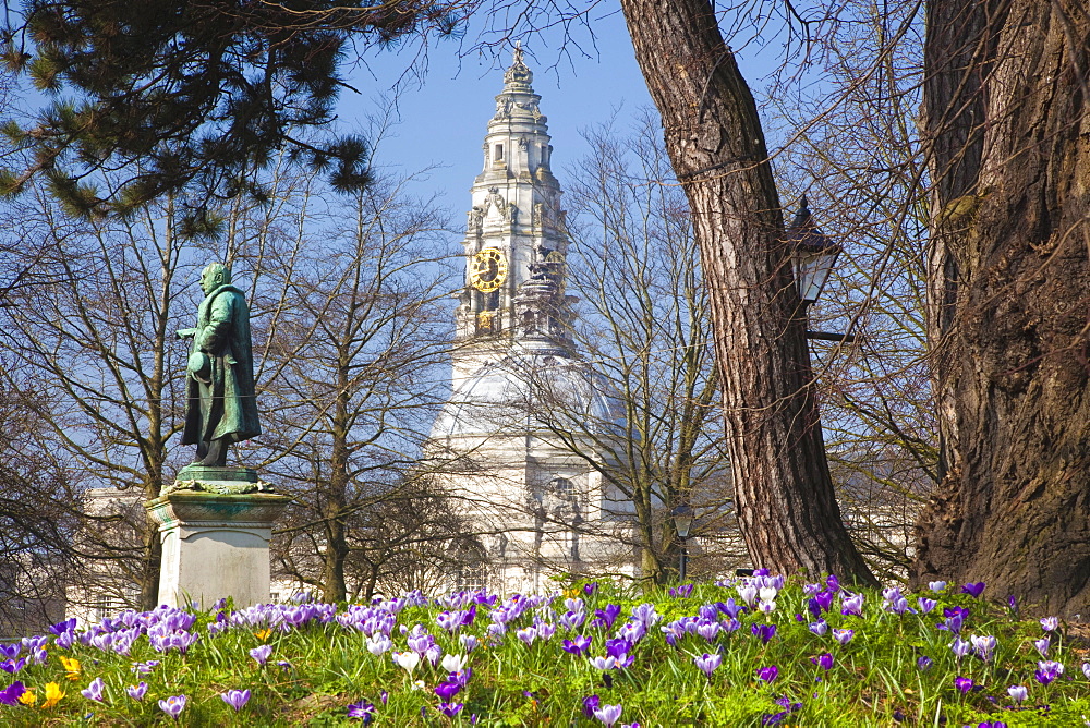 City Hall, Civic Centre, Gorsedd Gardens, Cardiff, Wales, United Kingdom, Europe