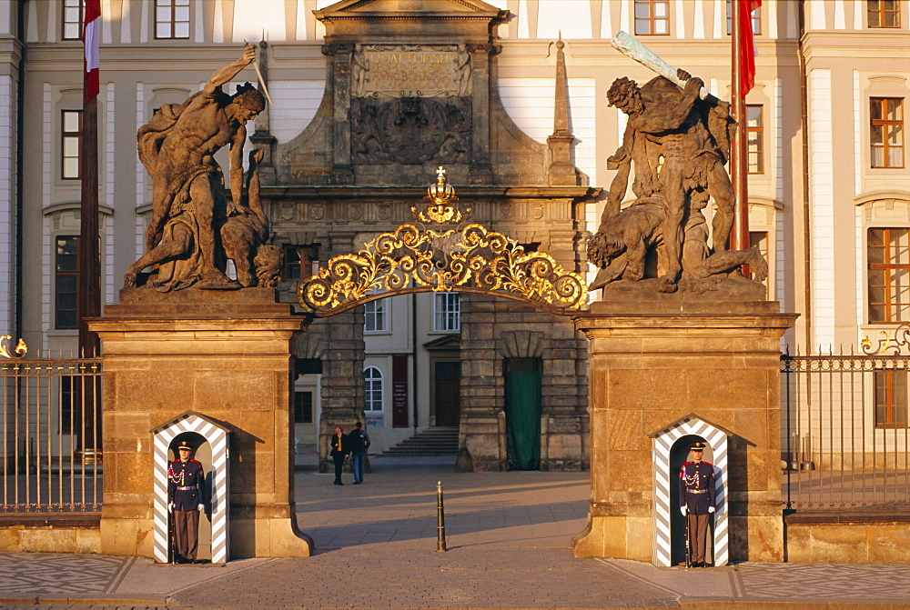 Palace guards outside first courtyard, Prague Castle, Prague, Czech Republic, Europe