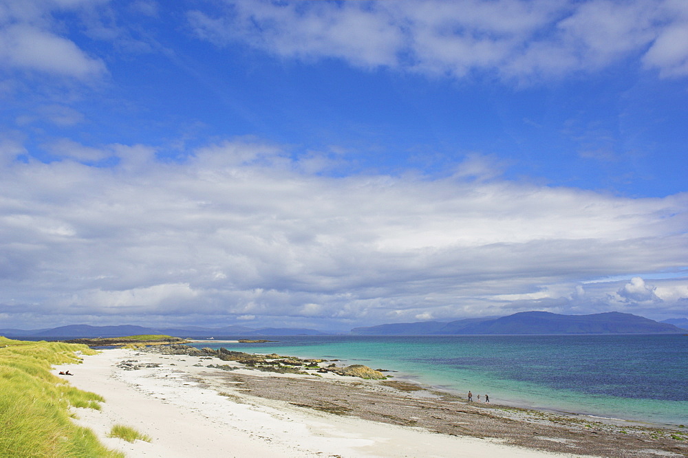 Traigh Bhan beach and Sound of Iona, Isle of Iona, Inner Hebrides, Scotland, United Kingdom, Europe