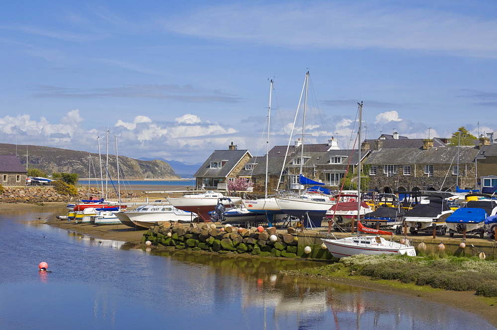 Yachts moored on River Soch estuary waiting for the incoming tide on the Warren, Abersoch, St.Tudwals road, Llyn Peninsula, Gwynedd, North Wales, Wales, United Kingdom, Europe