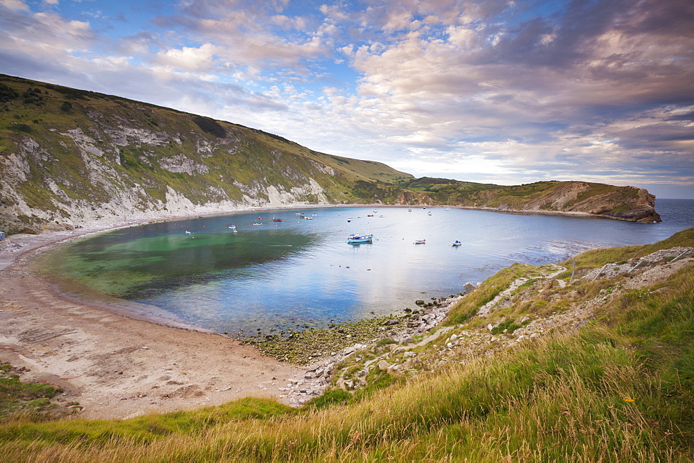 Lulworth Cove, a perfect horseshoe-shaped bay, Jurassic Coast, UNESCO World Heritage Site, Dorset, England, United Kingdom, Europe