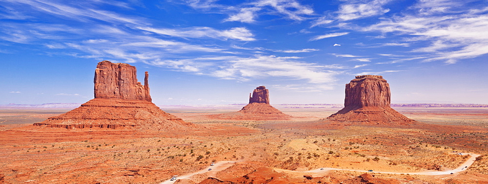 West Mitten Butte, East Mitten Butte and Merrick Butte, The Mittens, Monument Valley Navajo Tribal Park, Arizona, United States of America, North America 