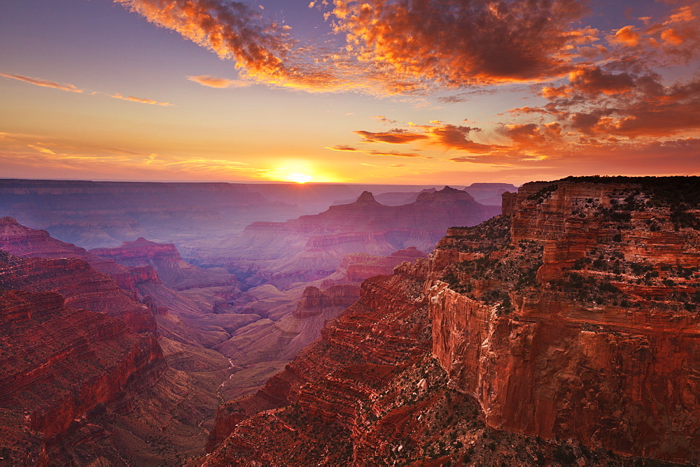 Cape Royal Viewpoint at sunset, North Rim, Grand Canyon National Park, UNESCO World Heritage Site, Arizona, United States of America, North America