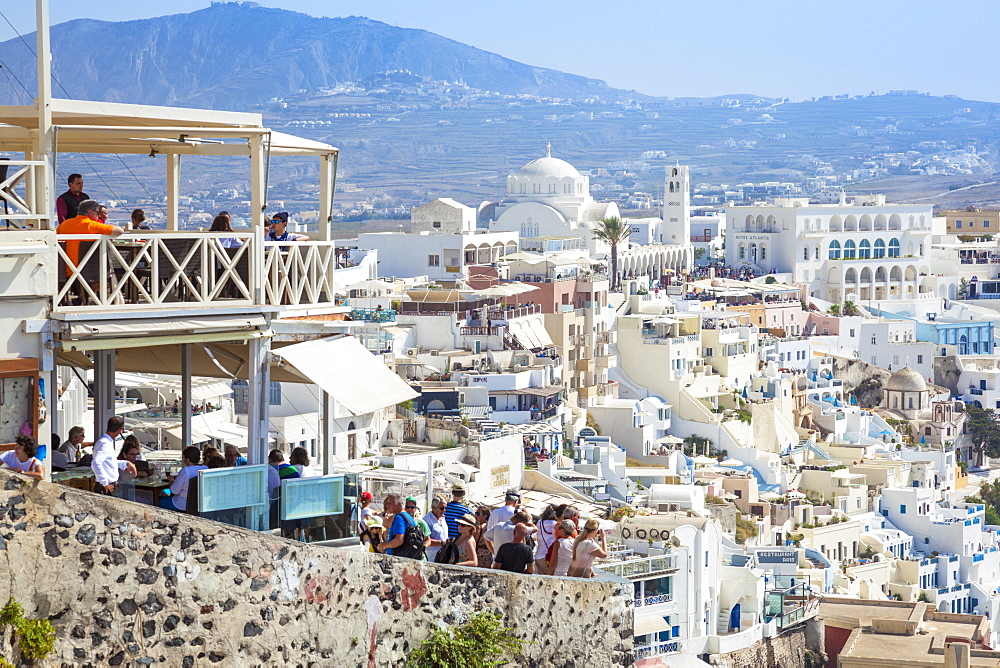 Town of Fira with the Greek Orthodox Metropolitan Cathedral, Santorini (Thira), Cyclades Islands, Greek Islands, Greece, Europe