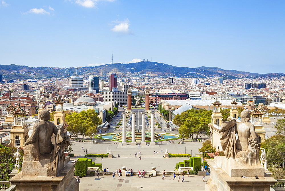 Skyline view over Barcelona from Montjuic, Barcelona, Catalonia (Catalunya), Spain, Europe