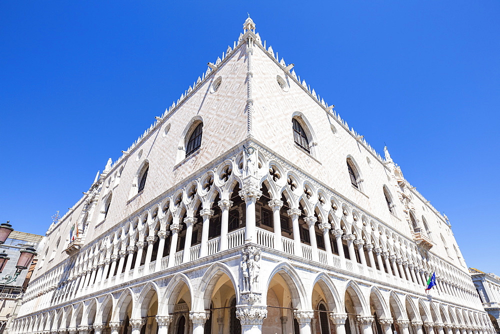 Palazzo Ducale, (Doges Palace), Piazzetta, Piazza San Marco (St. Marks Square), Venice, UNESCO World Heritage Site, Veneto, Italy, Europe