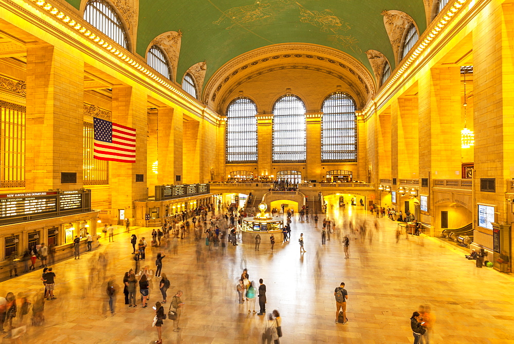 Busy marble concourse departure hall of Grand Central Terminal, Grand Central Station, Manhattan, New York, United States of America, North America