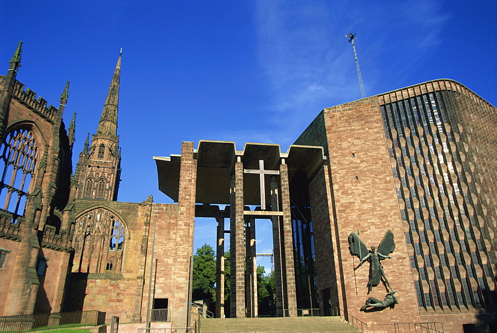 Cathedral Church of St. Michael, old and new, Coventry, Warwickshire, West Midlands, England, United Kingdom, Europe