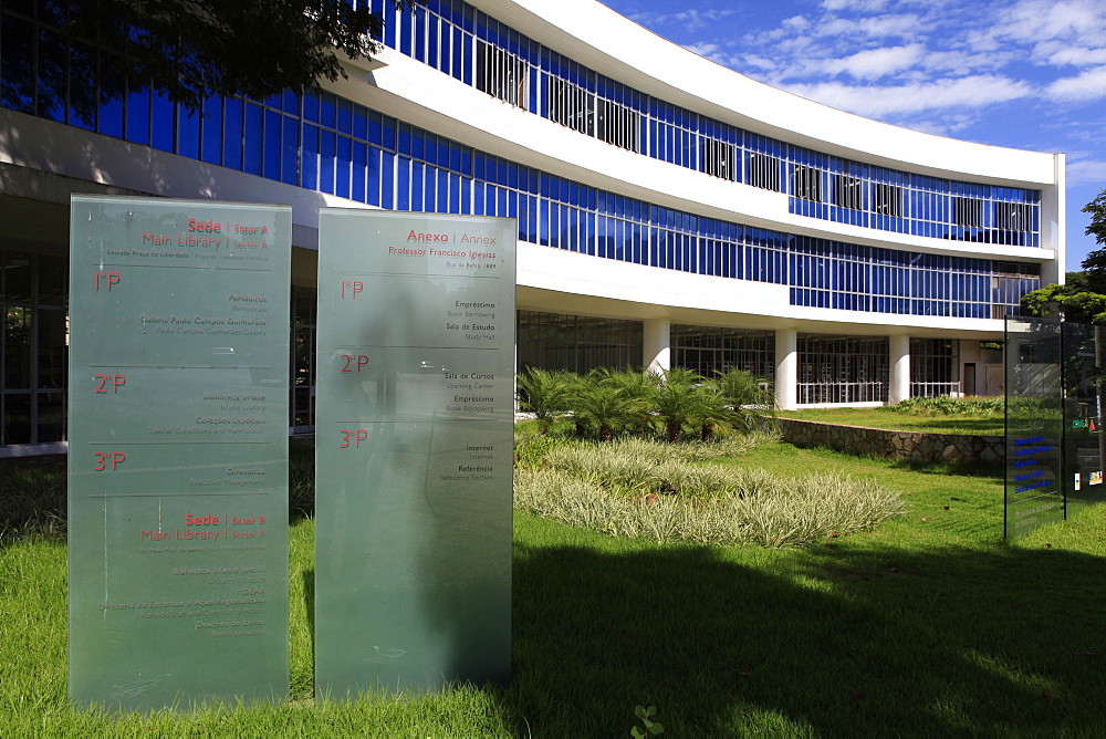 Public Library by architect Oscar Niemeyer, Belo Horizonte, Minas Gerais, Brazil, South America