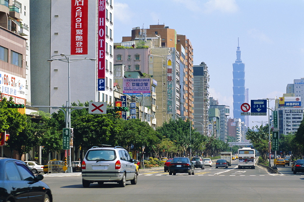 City street scene, Taipei, Taiwan, Republic of China, Asia