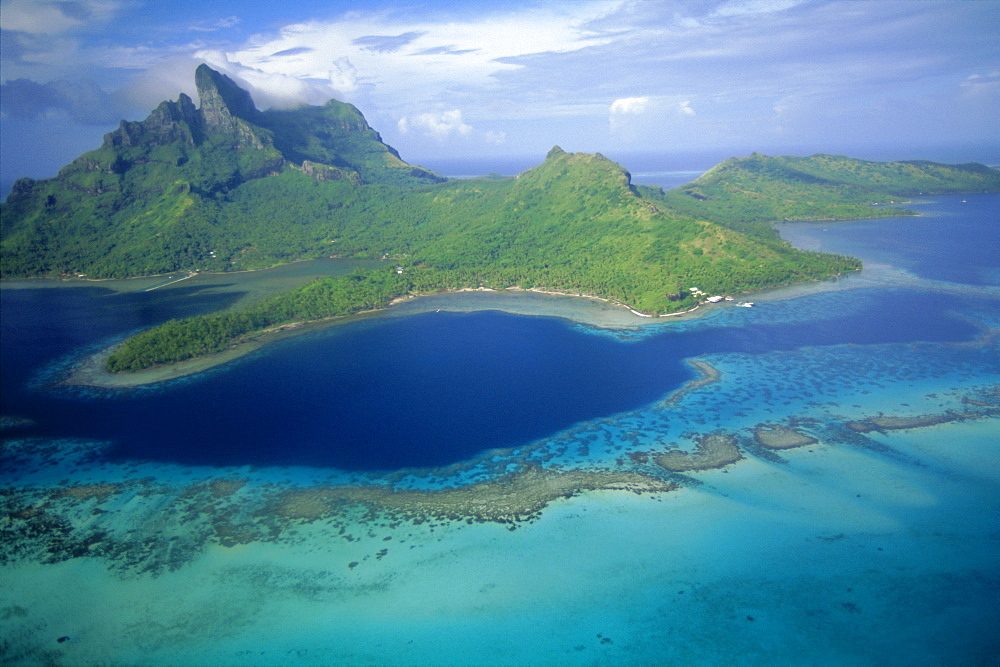 Aerial view, Tahiti, Bora Bora (Borabora), Society Islands, French Polynesia, South Pacific Islands, Pacific