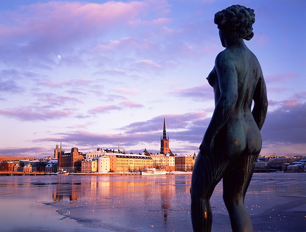 View of Riddar-Holmen (Riddarholmen) at dusk in winter, Stockholm, Sweden, Scandinavia, Europe