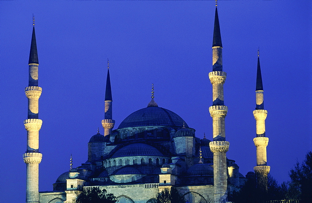 The Blue Mosque illuminated at night, Istanbul