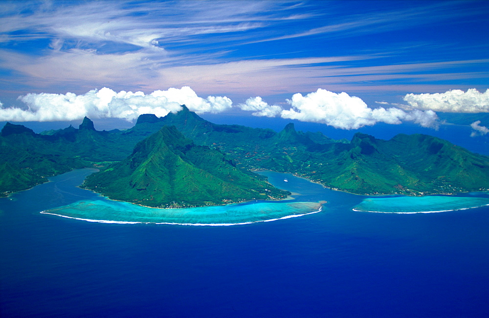 Aerial view over the Cook and Opunohu Bays, Moorea