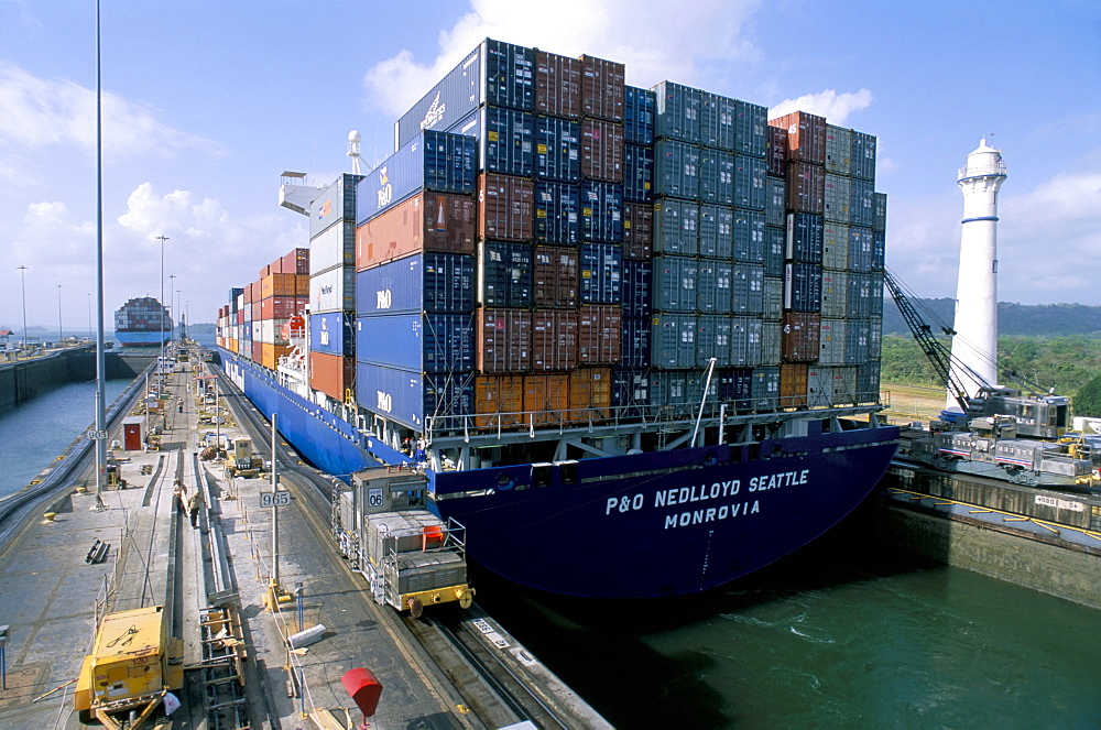 Gatun locks, Panama Canal, Panama, Central America