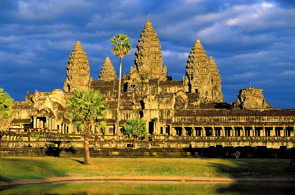 Angkor Wat temple, Angkor, Cambodia, Asia