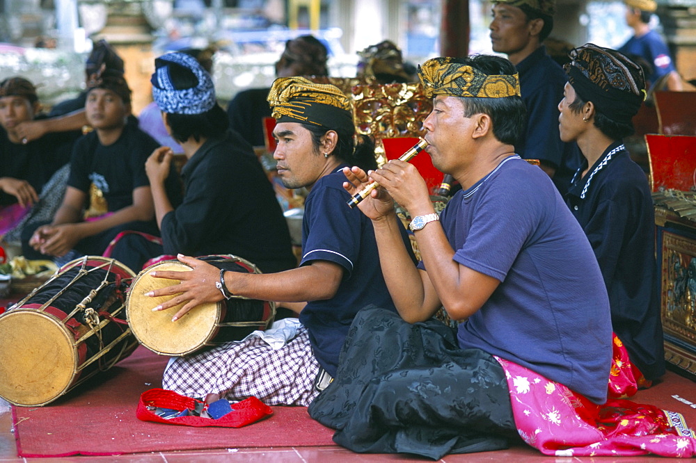 Musicians at cremation ceremony, island of Bali, Indonesia, Southeast Asia, Asia