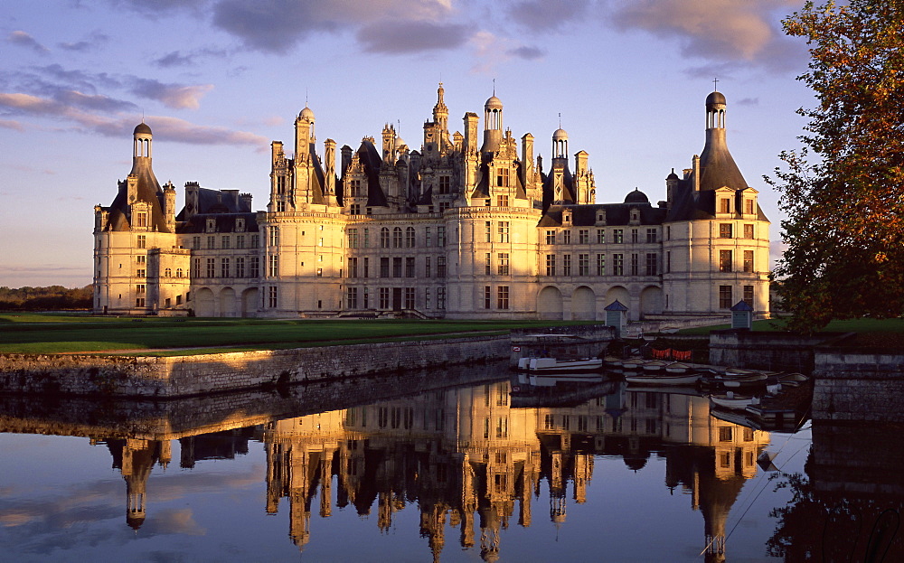 Chateau of Chambord, UNESCO World Heritage Site, Loir et Cher, Region de la Loire, Loire Valley, France, Europe