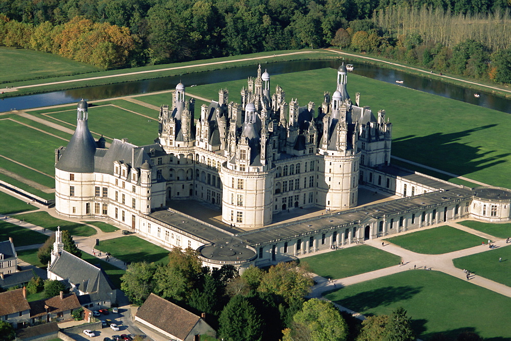 Aerial view of the Chateau of Chambord, UNESCO World Heritage Site, Loir et Cher, Region de la Loire, Loire Valley, France, Europe