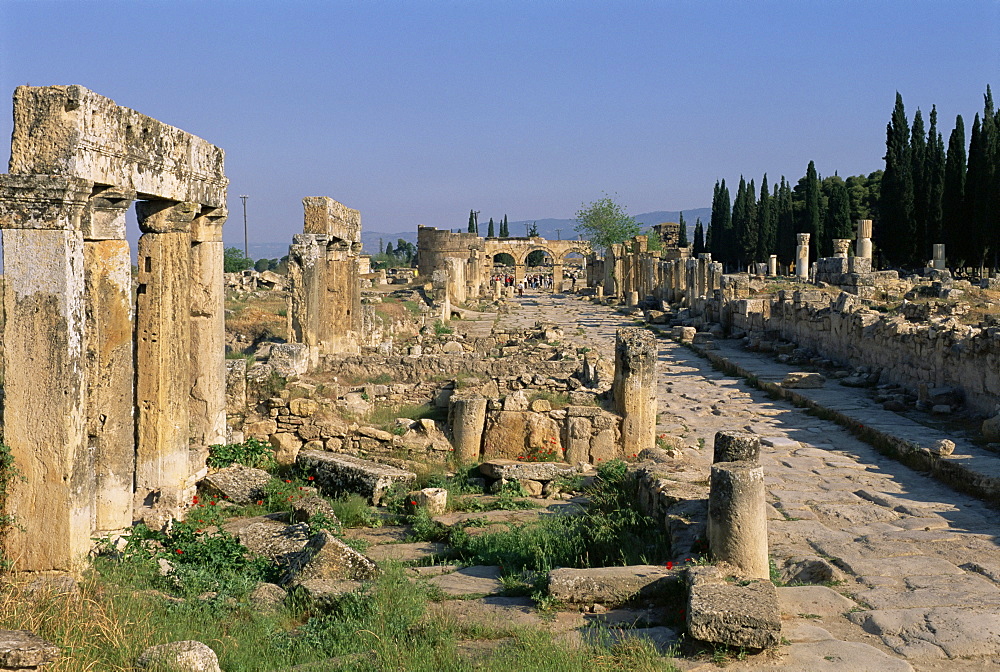 Archaeological site, Hierapolis, Pamukkale, UNESCO World Heritage Site, Denizli province, Anatolia, Turkey, Asia Minor, Asia