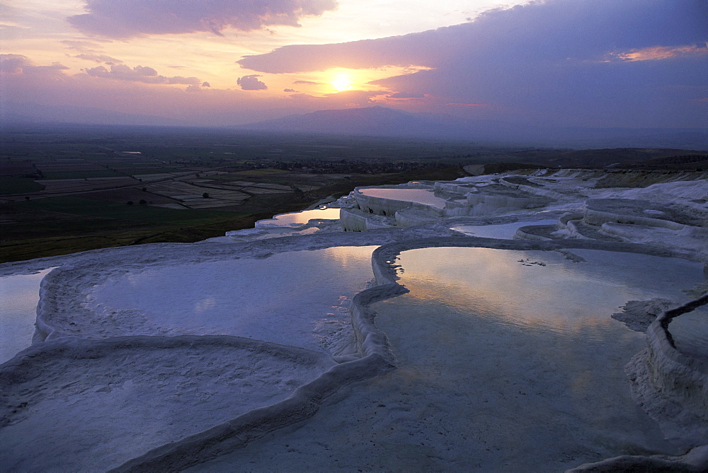 Terraces at Pamukkale, Hierapolis-Pamukkale, UNESCO World Heritage Site, Denizli Province, Anatolia, Turkey, Asia Minor, Asia