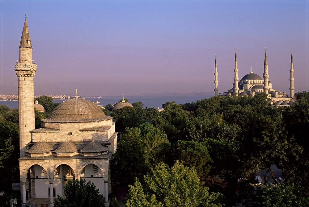 Mosque on Divan Yolu Cad, Marmara, Turkey, Europe