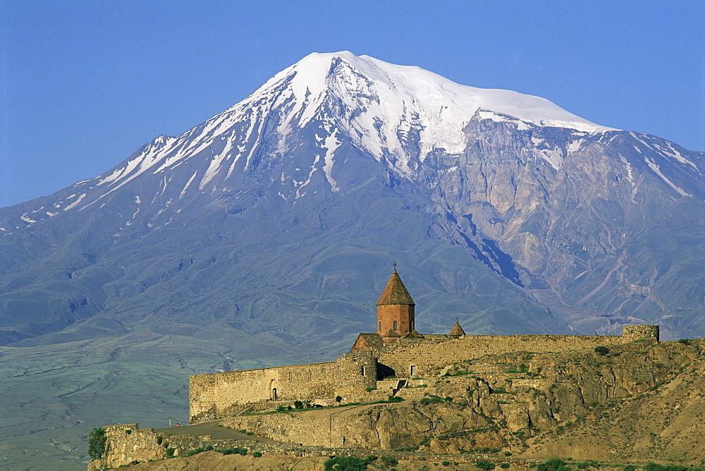 Khorvirap (Khor Virap) monastery and Mount Ararat, Armenia, Central Asia, Asia