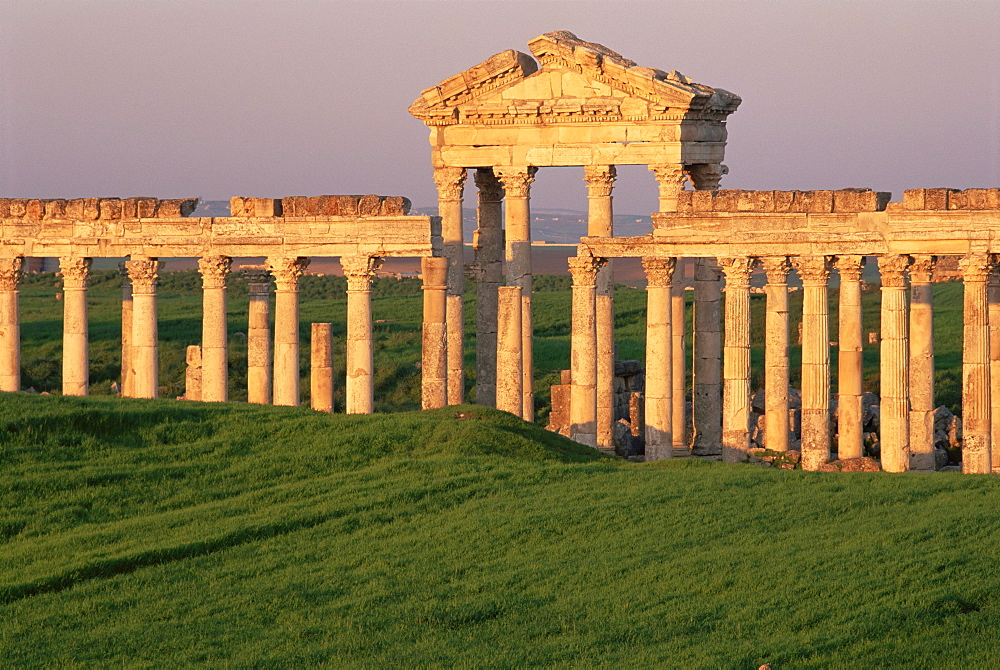 Qalaat al-Moudiq, Apamea, Lattakia, Syria, Middle East