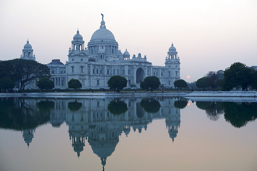 Victoria Memorial, Chowringhee, Kolkata (Calcutta), West Bengal, India, Asia 