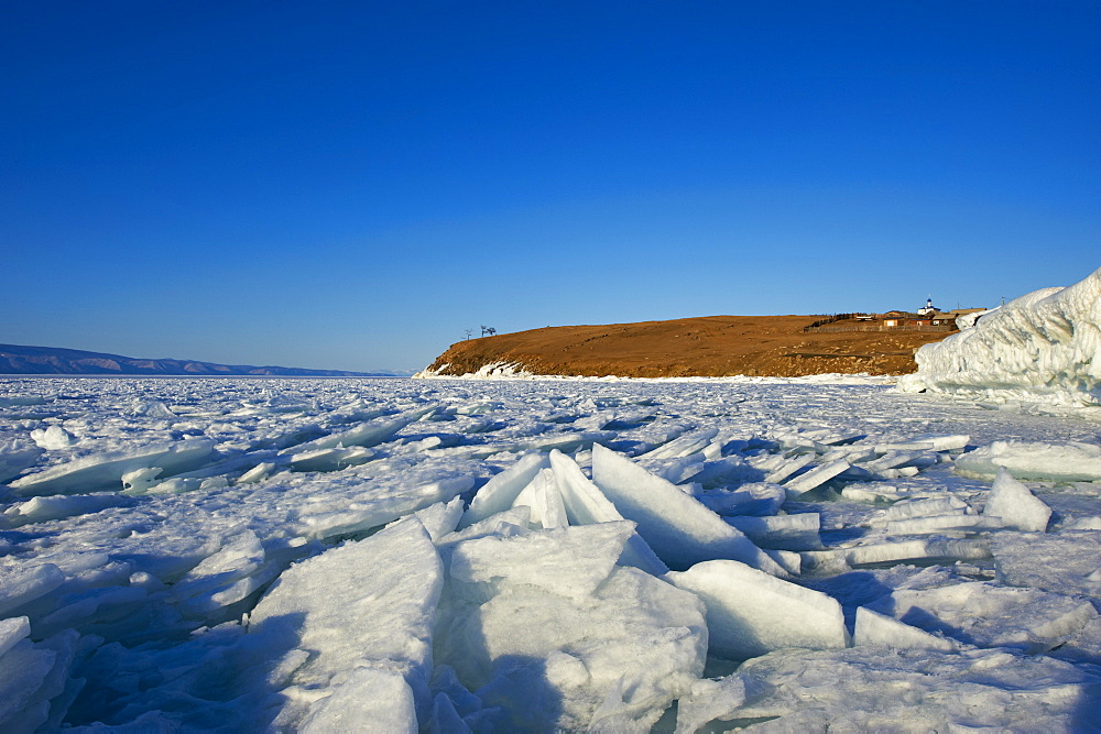 Maloe More (Little Sea), frozen lake during winter, Olkhon island, Lake Baikal, UNESCO World Heritage Site, Irkutsk Oblast, Siberia, Russia, Eurasia 