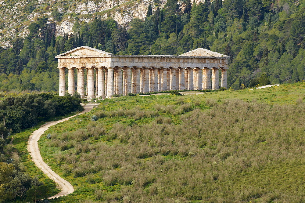 Greek temple, Segesta, Trapani District, Sicily, Italy, Europe 