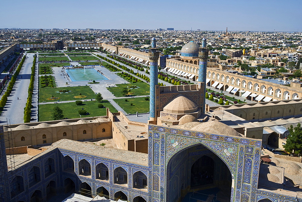 General view of Imam Square, Imam Mosque (Shah Mosque) and Sheikh Lotfollah Mosque, Isfahan, Iran, Middle East