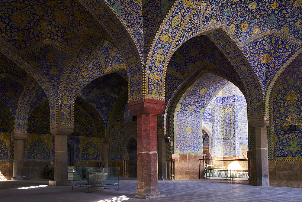 Imam Mosque (Shah Mosque), UNESCO World Heritage Site, Imam Square, Isfahan, Iran, Middle East