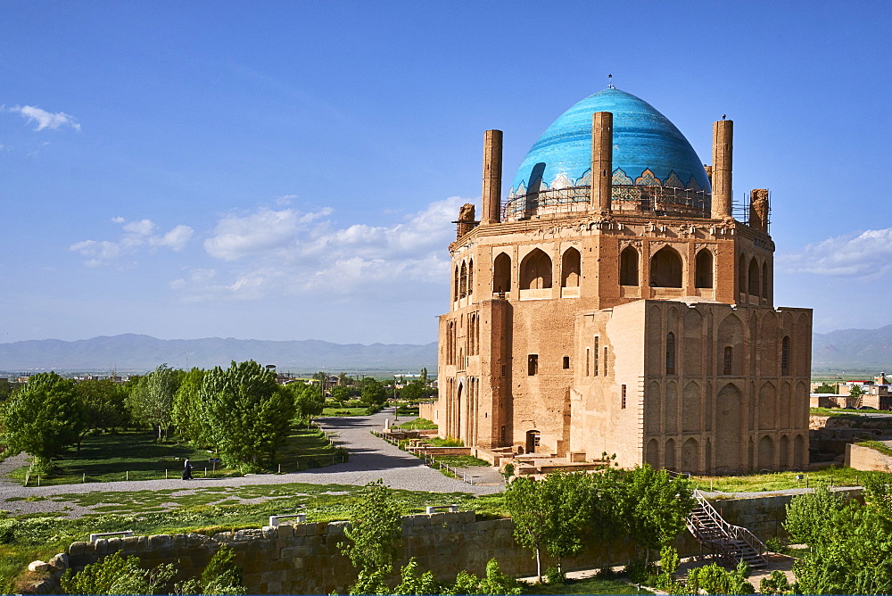 Oljeitu Mausoleum, the Mongolian Sultan of Ilkhanid Mongol era, Soltaniyeh, Zanjan Province, Iran, Middle East