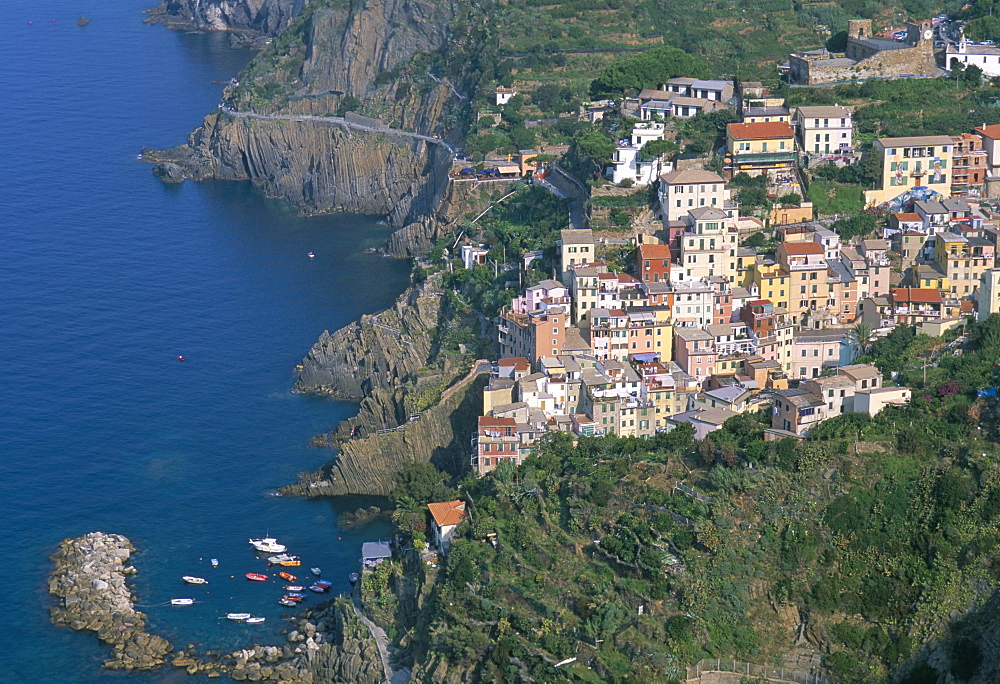 Village of Riomaggiore, Cinque Terre, UNESCO World Heritage Site, Liguria, Italy, Mediterranean, Europe