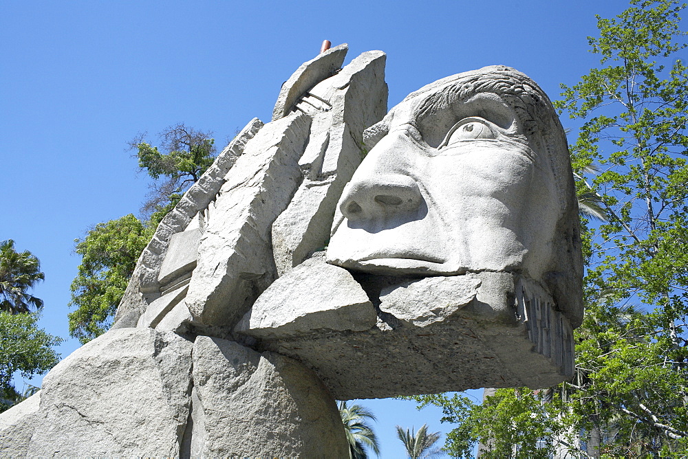 Maphuce statue, Plaza de Armas, Santiago de Chile, Chile, South America