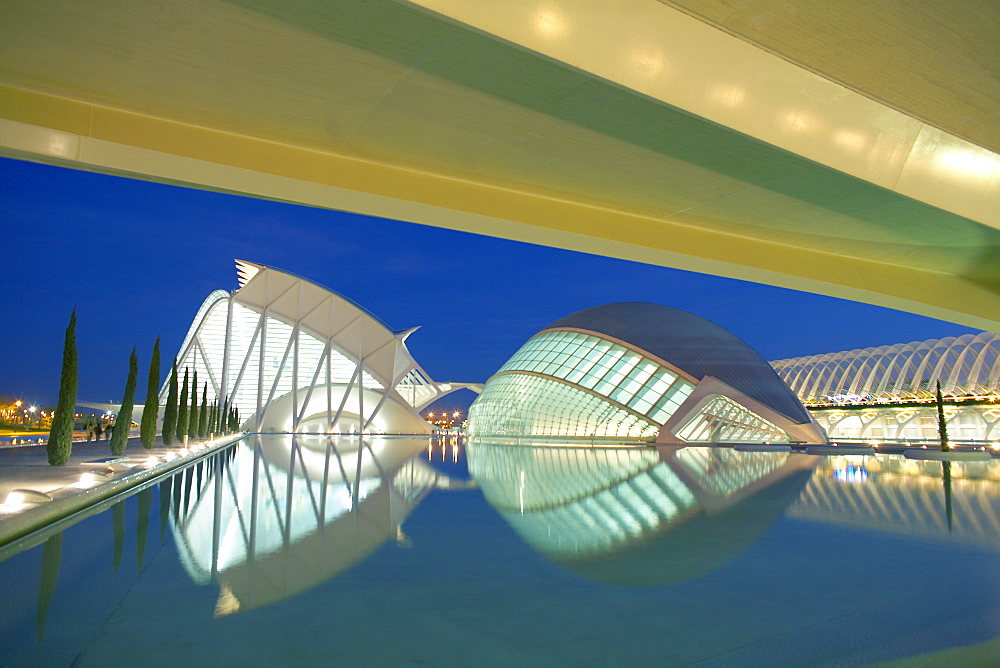 Hemisferic (Planetarium) and Principe Felipe Science Museum at dusk, architect Santiago Calatrava, City of Arts and Sciences, Valencia, Spain, Europe