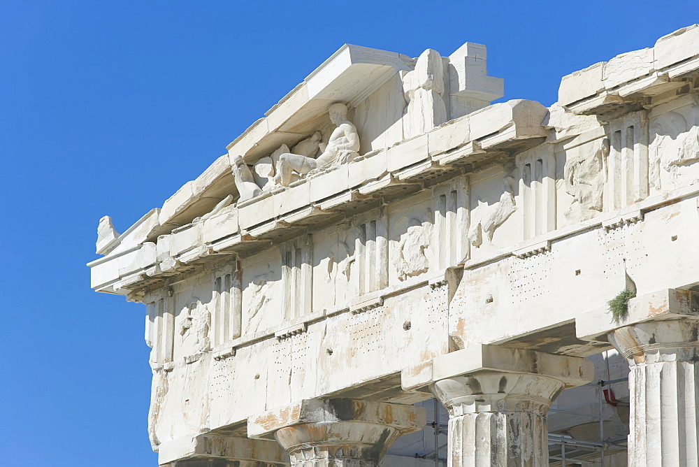 Close-up of columns and frieze of the Parthenon, Acropolis, UNESCO World Heritage Site, Athens, Greece, Europe