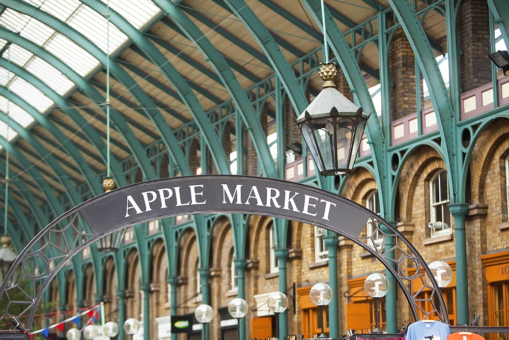 Apple Market, Covent Garden, London, England, United Kingdom, Europe