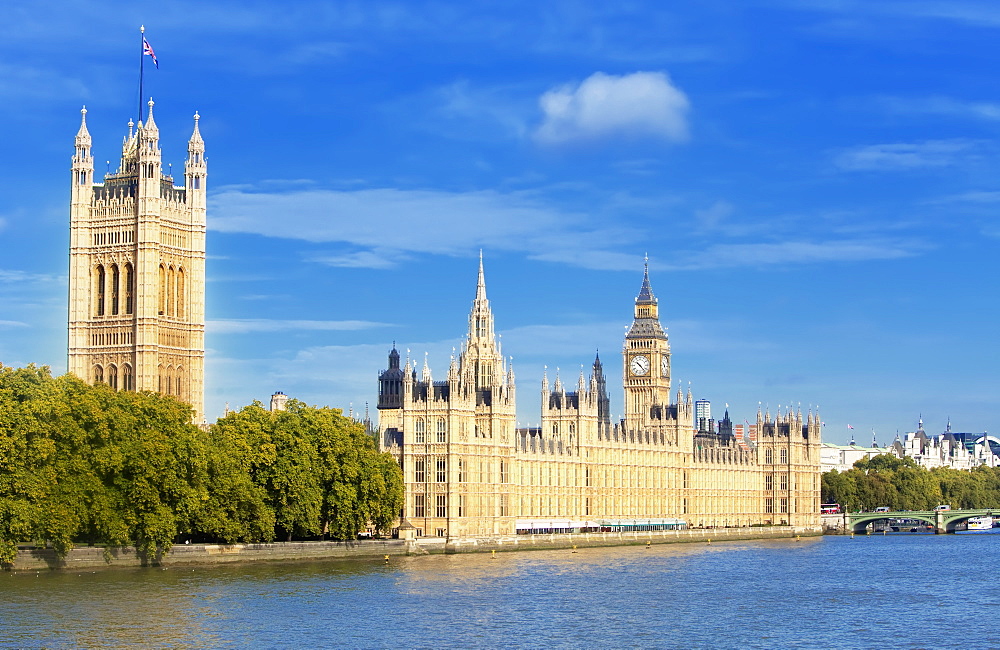 Big Ben, Houses of Parliament, and River Thames, Westminster, UNESCO World Heritage Site, London, England, United Kingdom, Europe